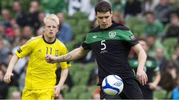Darren O'Dea is action for the Republic of Ireland.