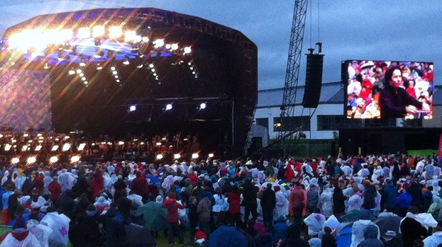 Beautiful Noise: Children from the Raploch are conducted by Dudamel.