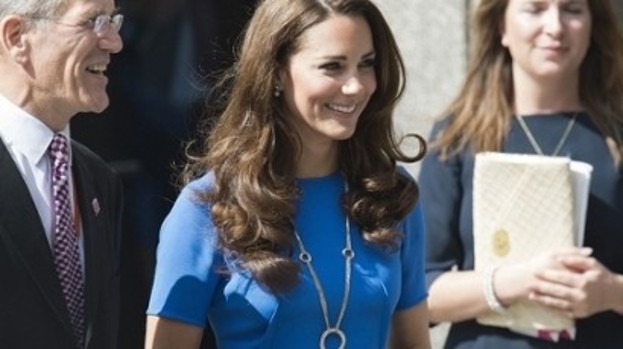 Kate dazzles on the Road to 2012...