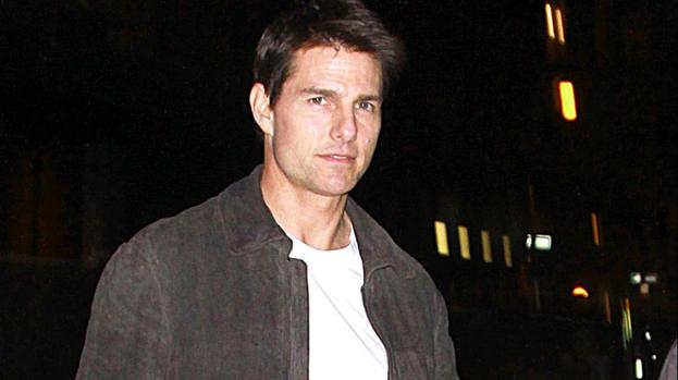 Tom Cruise pays tribute to Tony Scott