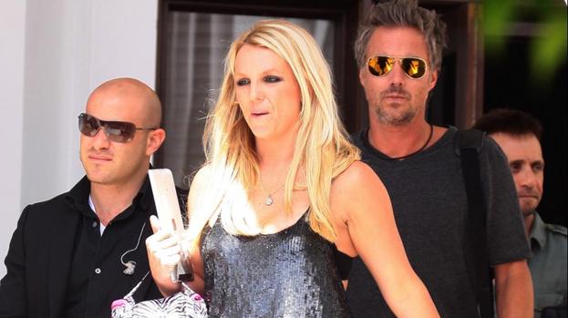 Britney Spears in ''beginning stages'' of wedding planning