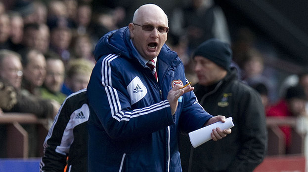 John McGlynn during Hearts' 3-2 defeat to Inverness.