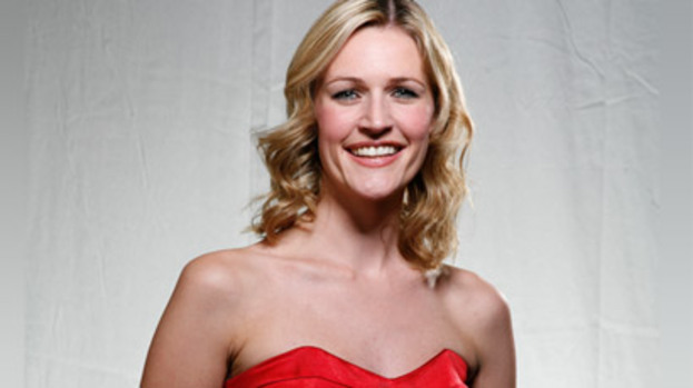 Laura Harvey Net Worth