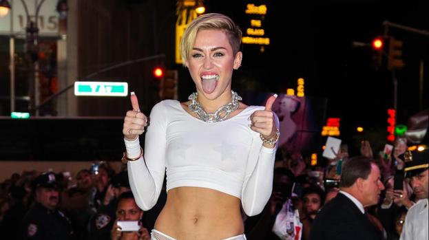 Miley Cyrus reveals red carpet nerves