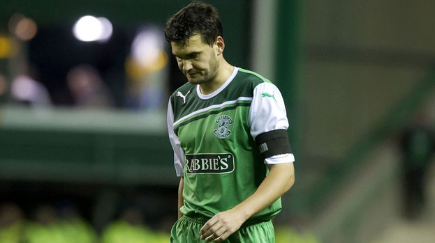 Hibernain captain Ian Murray.