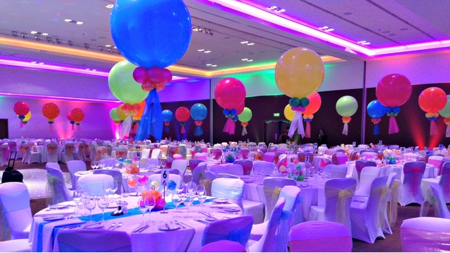 424 Best Wedding Balloons Images On Pinterest Wedding Balloons Fresh Silk Flowers Pew End Bows Chair Cover Cer Of 3x 11 Balloon Table
