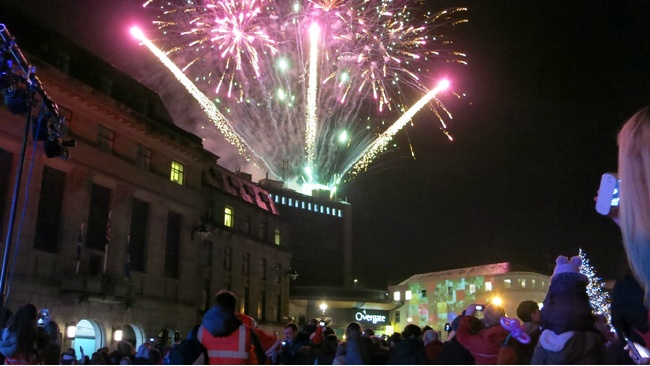 Dundee Christmas Light Night in pictures | STV Dundee | Dundee