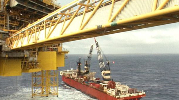 Elgin platform: Any ignition could cause huge explosion on rig.