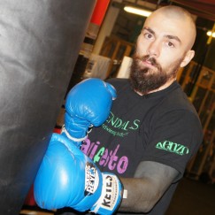 Ringside extras