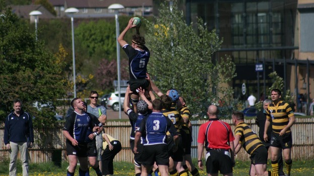 Dalziel lose on the road