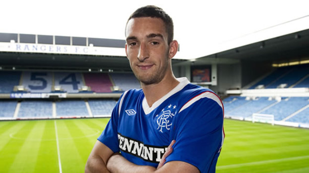 93919-lee-wallace-has-signed-a-five-year