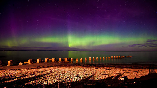 Northern Lights photographed over Lossiemouth Scotland in August | STV ...