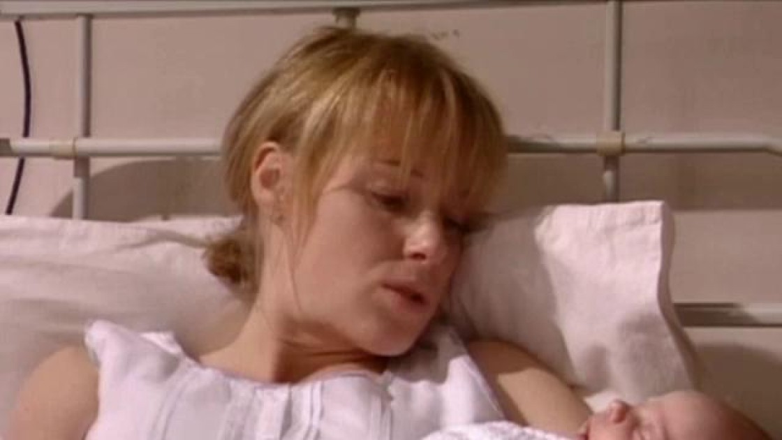 Coronation Street | Corrie First Scenes: Sophie Webster ...